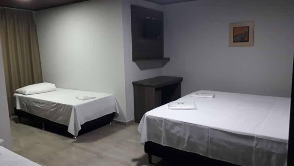 Hotel Rof Telêmaco Borba Екстериор снимка