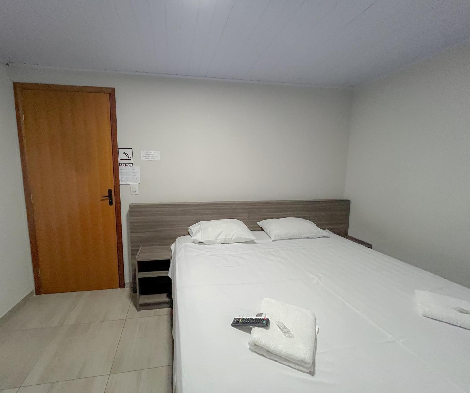 Hotel Rof Telêmaco Borba Екстериор снимка